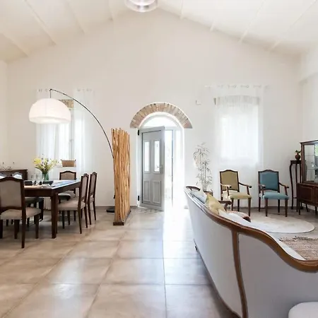 Semesterbostad Iliopetra - Corfu Private Pool Retreats *
